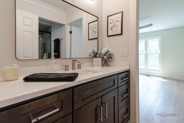 408 W Foxdale Lane, Arlington Heights, IL 60004