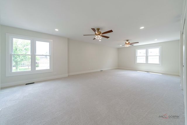408 W Foxdale Lane, Arlington Heights, IL 60004