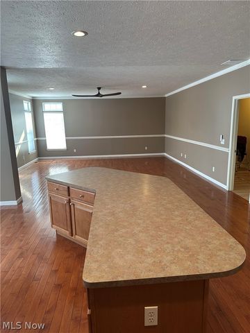 82 Stonesthrow Drive, Berea, OH 44017