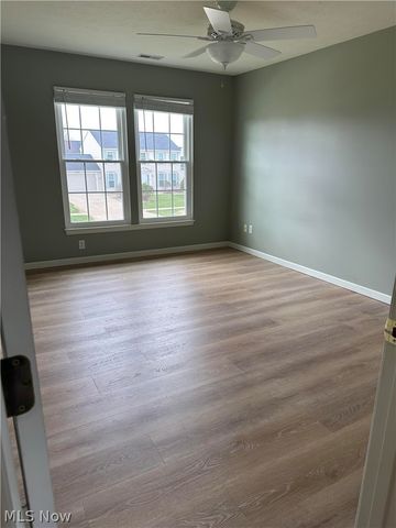82 Stonesthrow Drive, Berea, OH 44017