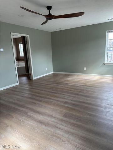 82 Stonesthrow Drive, Berea, OH 44017
