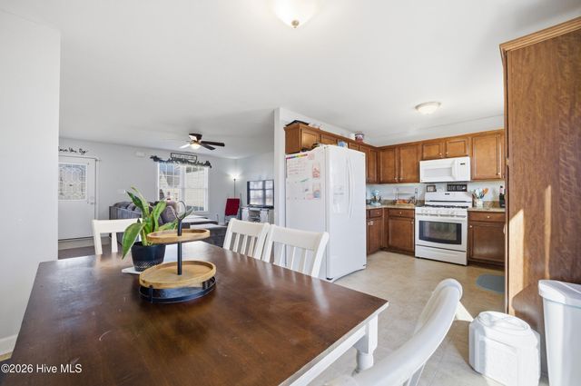 609 Millbrooke Circle, Elizabeth City, NC 27909