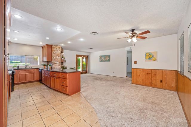 5241 Ridgegate Way, Fair Oaks, CA 95628