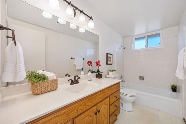 5241 Ridgegate Way, Fair Oaks, CA 95628
