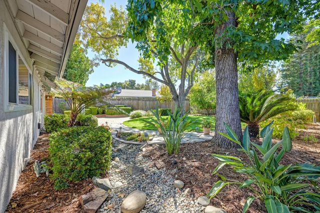 5241 Ridgegate Way, Fair Oaks, CA 95628