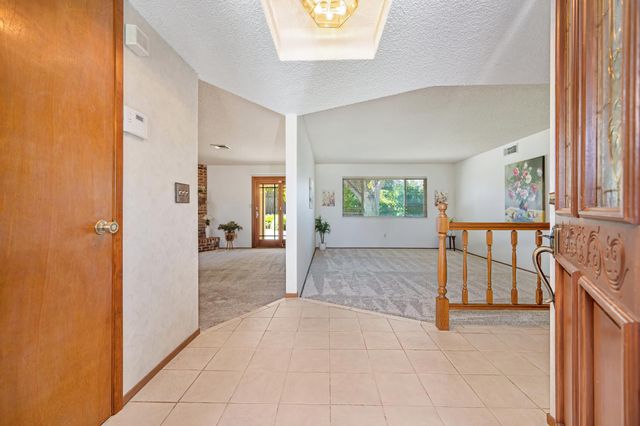 5241 Ridgegate Way, Fair Oaks, CA 95628