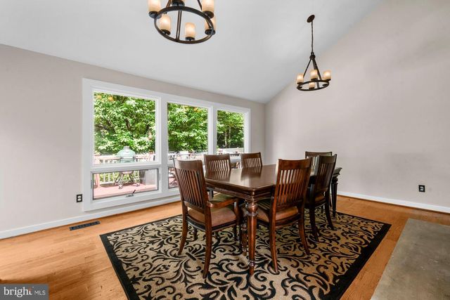 1316 ALPS DR, Mclean, VA 22102