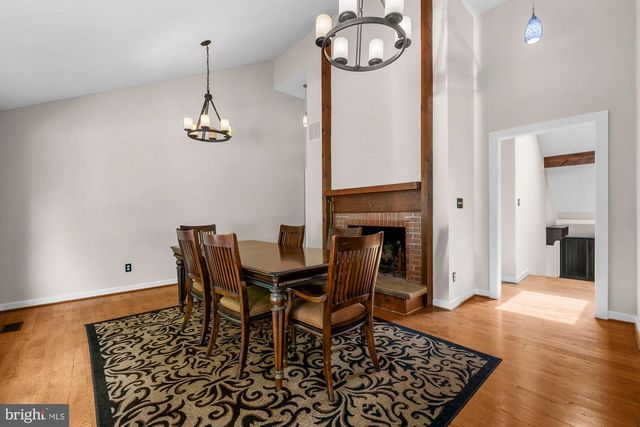 1316 ALPS DR, Mclean, VA 22102