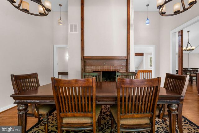 1316 ALPS DR, Mclean, VA 22102