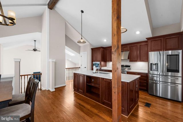 1316 ALPS DR, Mclean, VA 22102