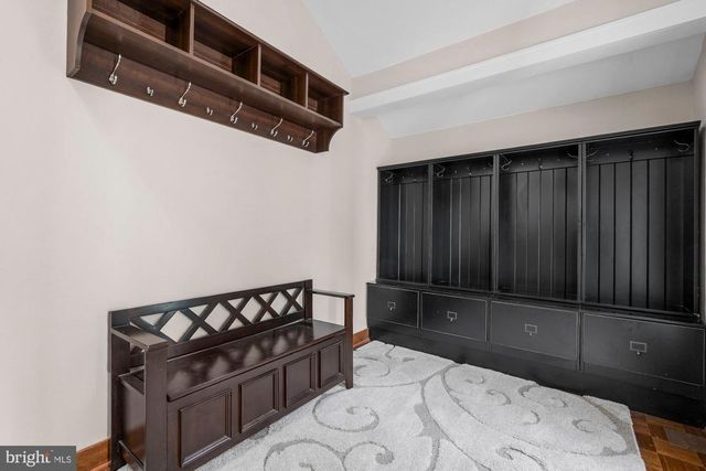 1316 ALPS DR, Mclean, VA 22102