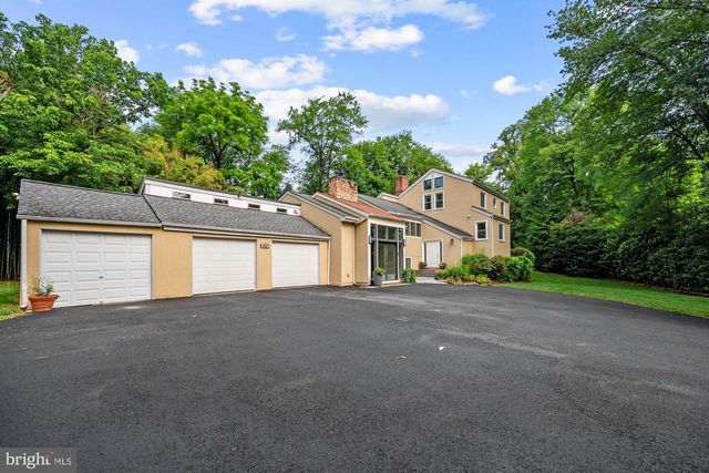 1316 ALPS DR, Mclean, VA 22102