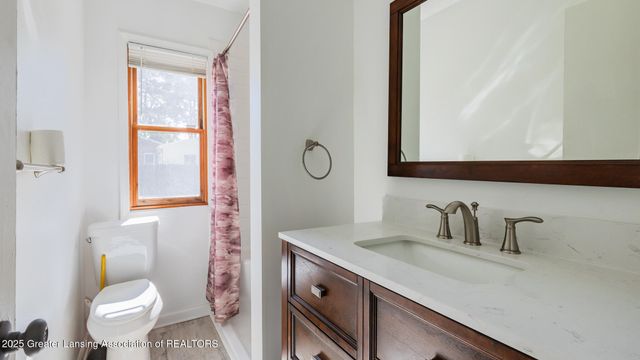 1176 Sabron Drive, East Lansing, MI 48823