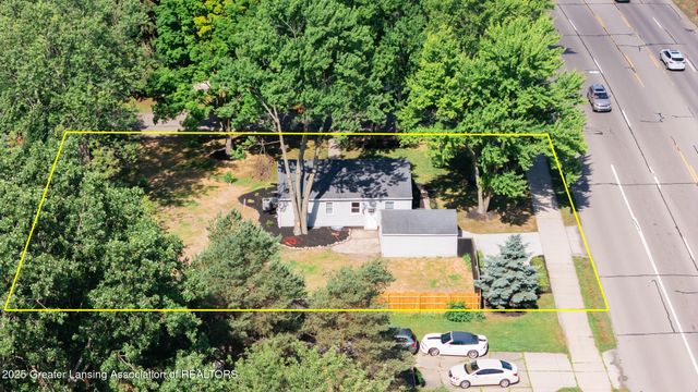 1176 Sabron Drive, East Lansing, MI 48823