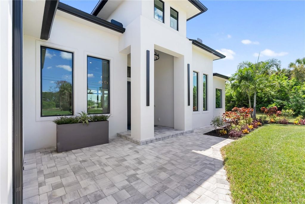 Image 38 of property listing at 13125 IRWIN DRIVE, Port Charlotte, FL 33953