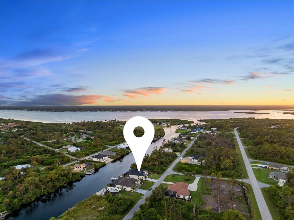 Image 5 of property listing at 13125 IRWIN DRIVE, Port Charlotte, FL 33953