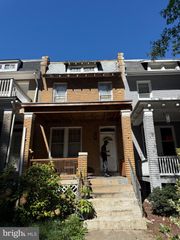 1305 TAYLOR ST NW, Washington, DC 20011