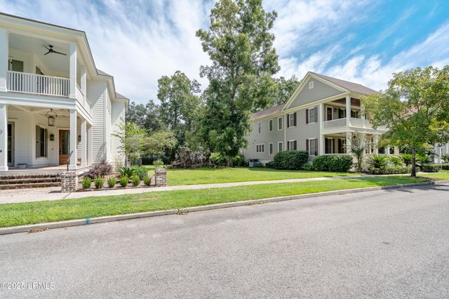 5 E Manor, Beaufort, SC 29906