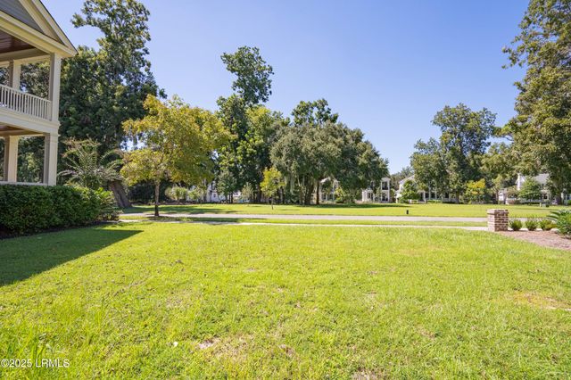 5 E Manor, Beaufort, SC 29906