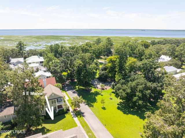 5 E Manor, Beaufort, SC 29906