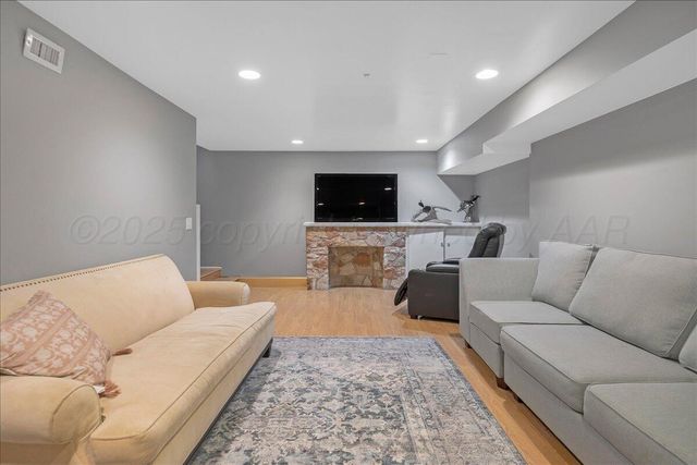 2819 S HAYDEN Street, Amarillo, TX 79109