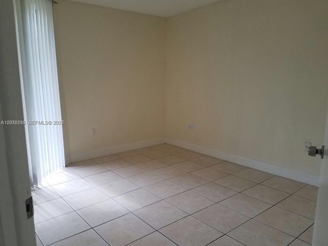 8255 SW 152nd Avenue E101, Miami, FL 33193
