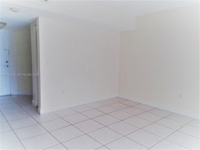 8255 SW 152nd Avenue E101, Miami, FL 33193