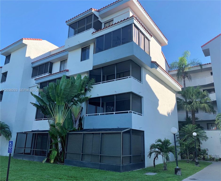8255 SW 152nd Avenue E101, Miami, FL 33193
