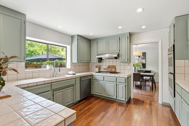 105 Quarry Lane, Santa Cruz, CA 95060