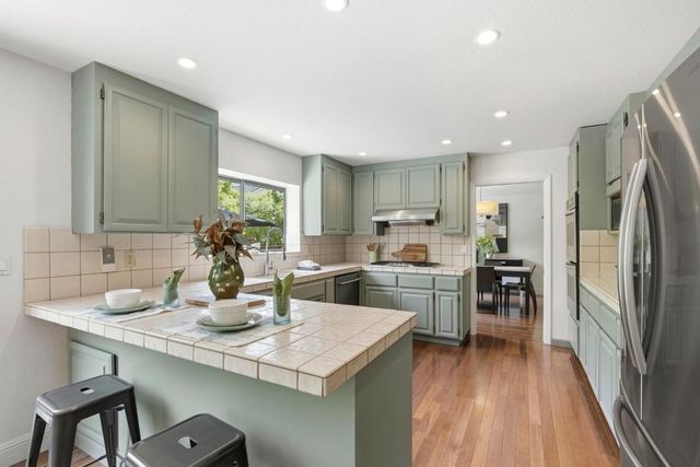 105 Quarry Lane, Santa Cruz, CA 95060