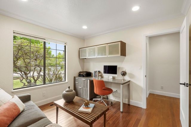 105 Quarry Lane, Santa Cruz, CA 95060