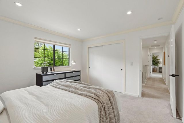 105 Quarry Lane, Santa Cruz, CA 95060