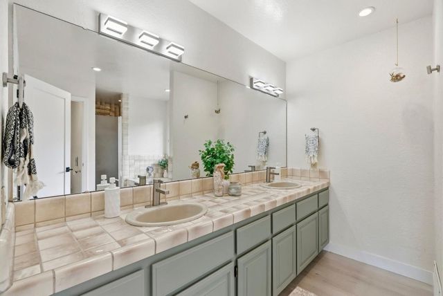 105 Quarry Lane, Santa Cruz, CA 95060