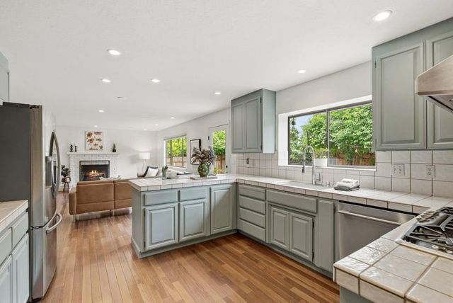 105 Quarry Lane, Santa Cruz, CA 95060