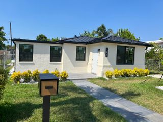 120 W 22ND Street, Riviera Beach, FL 33404