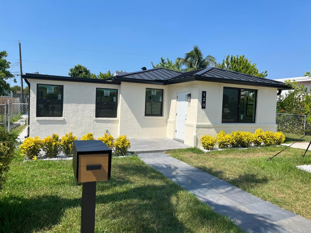 120 W 22ND Street, Riviera Beach, FL 33404