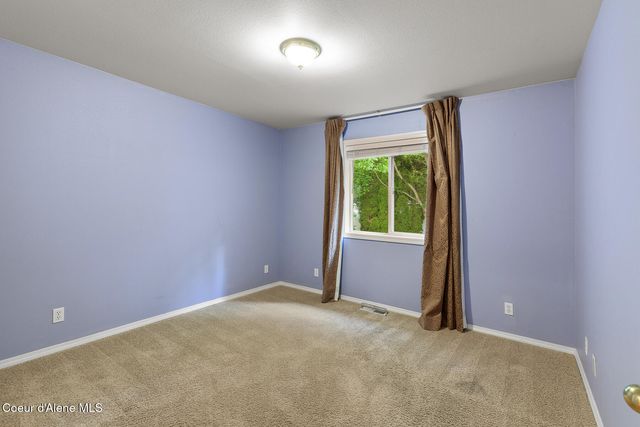1494 W Sutherland CT, Hayden, ID 83835