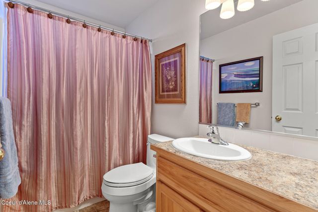 1494 W Sutherland CT, Hayden, ID 83835