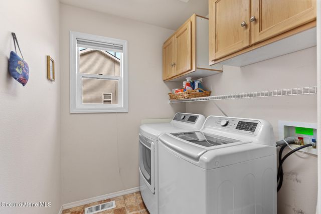 1494 W Sutherland CT, Hayden, ID 83835