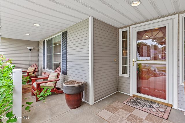 1494 W Sutherland CT, Hayden, ID 83835