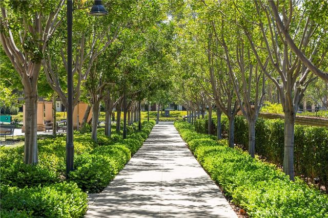 30 Larkfield, Irvine, CA 92620