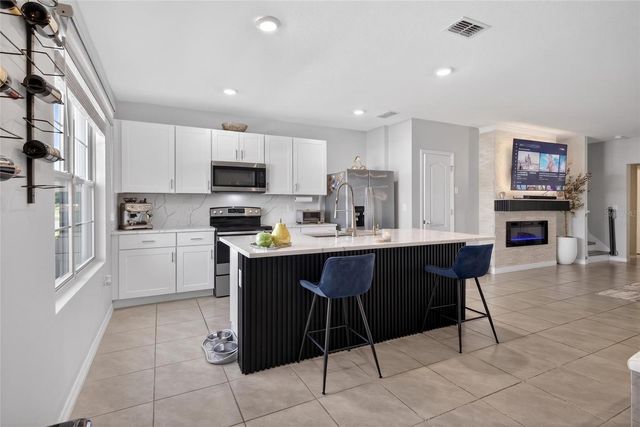 1832 KATZ CROSSING DRIVE, Kissimmee, FL 34744