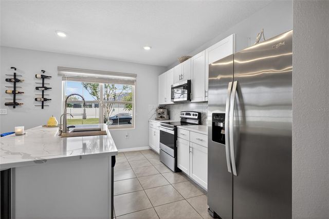 1832 KATZ CROSSING DRIVE, Kissimmee, FL 34744