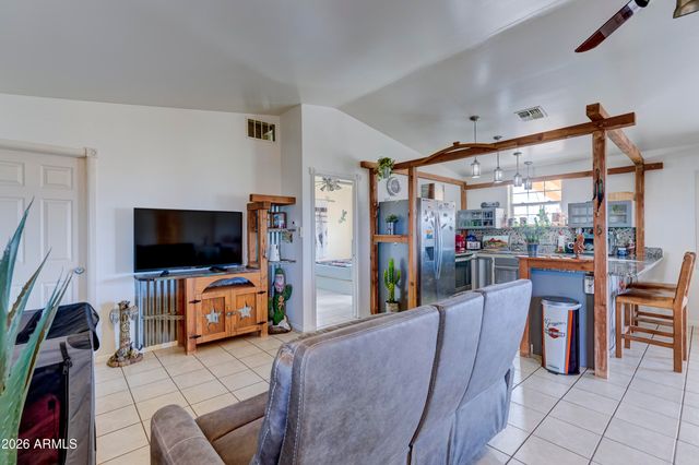 3590 E Peacepipe Place, Lake Montezuma, AZ 86335