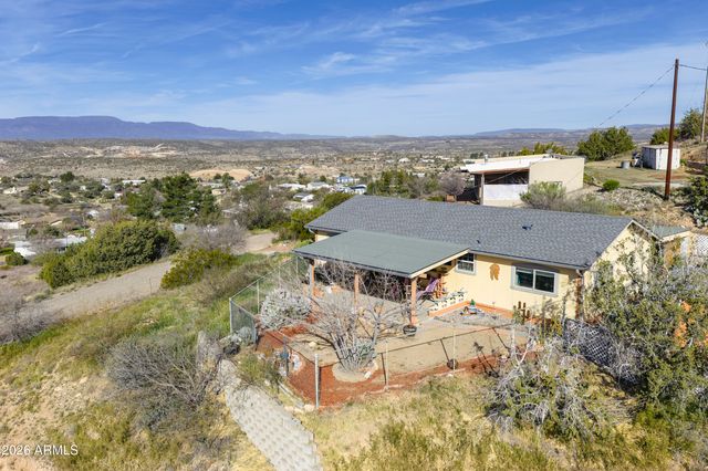 3590 E Peacepipe Place, Lake Montezuma, AZ 86335