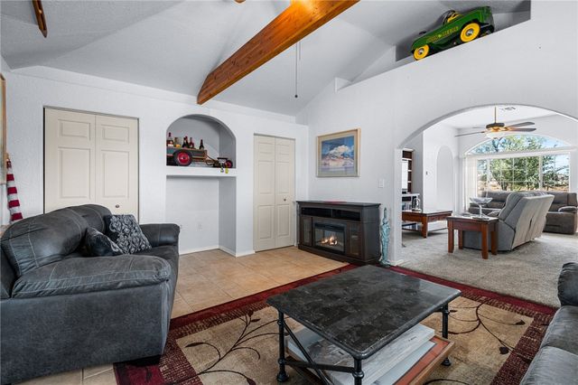 7695 E Chaparral Drive, Kingman, AZ 86401