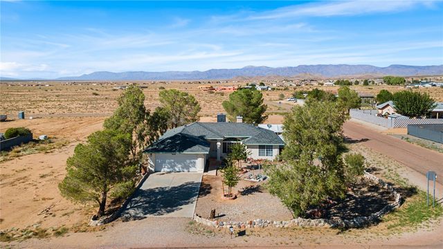 7695 E Chaparral Drive, Kingman, AZ 86401