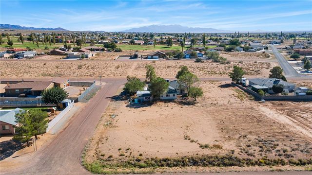 7695 E Chaparral Drive, Kingman, AZ 86401