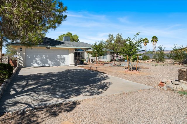 7695 E Chaparral Drive, Kingman, AZ 86401