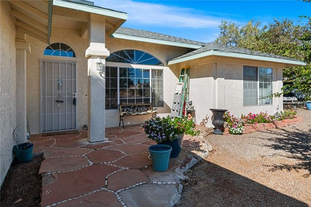 7695 E Chaparral Drive, Kingman, AZ 86401